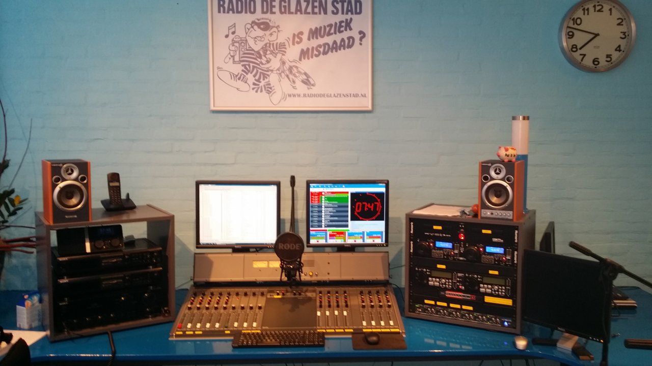 Studio 01 1280.jpg